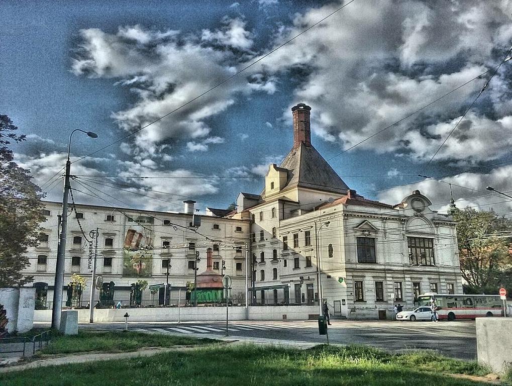 Апартаменты Downtown Flat Under Spilberk Castle Брно Экстерьер фото